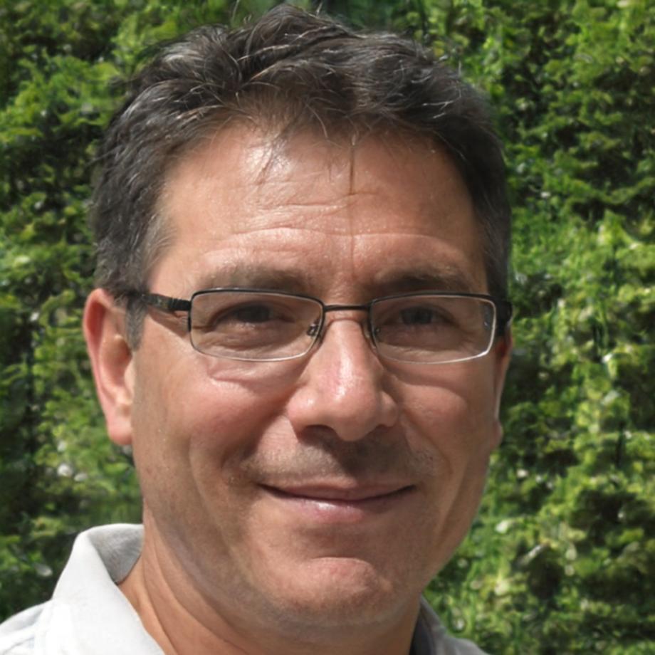 Portrait de Julien Marchand, directeur et analyste principal